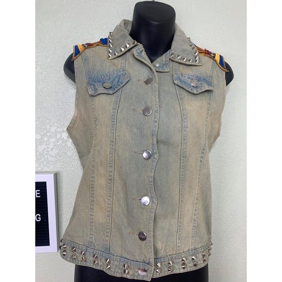 36point5 Distressed Light Denim Vest with Stud Accents On Collar Size Medium - Picture 4 of 11